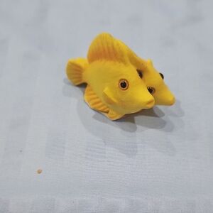 Yellow Fish Aquarium Decor